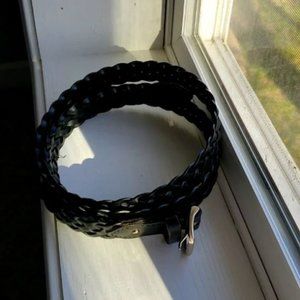 L-XL black old navy belt